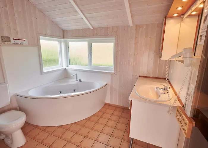 4 Star In Friedrichkoog Friedrichskoog